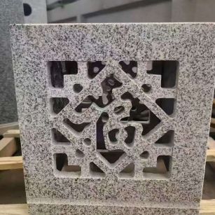 鸡西 芝麻白花岗岩镂空雕花灯笼