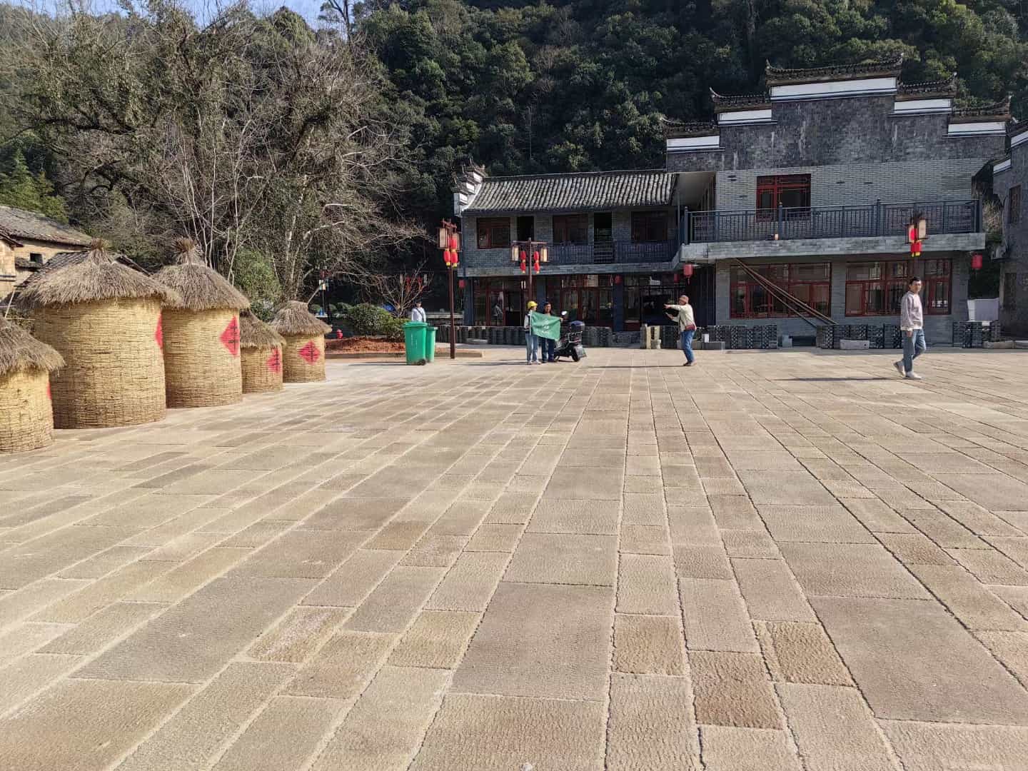 鸡西仿古石铺装效果