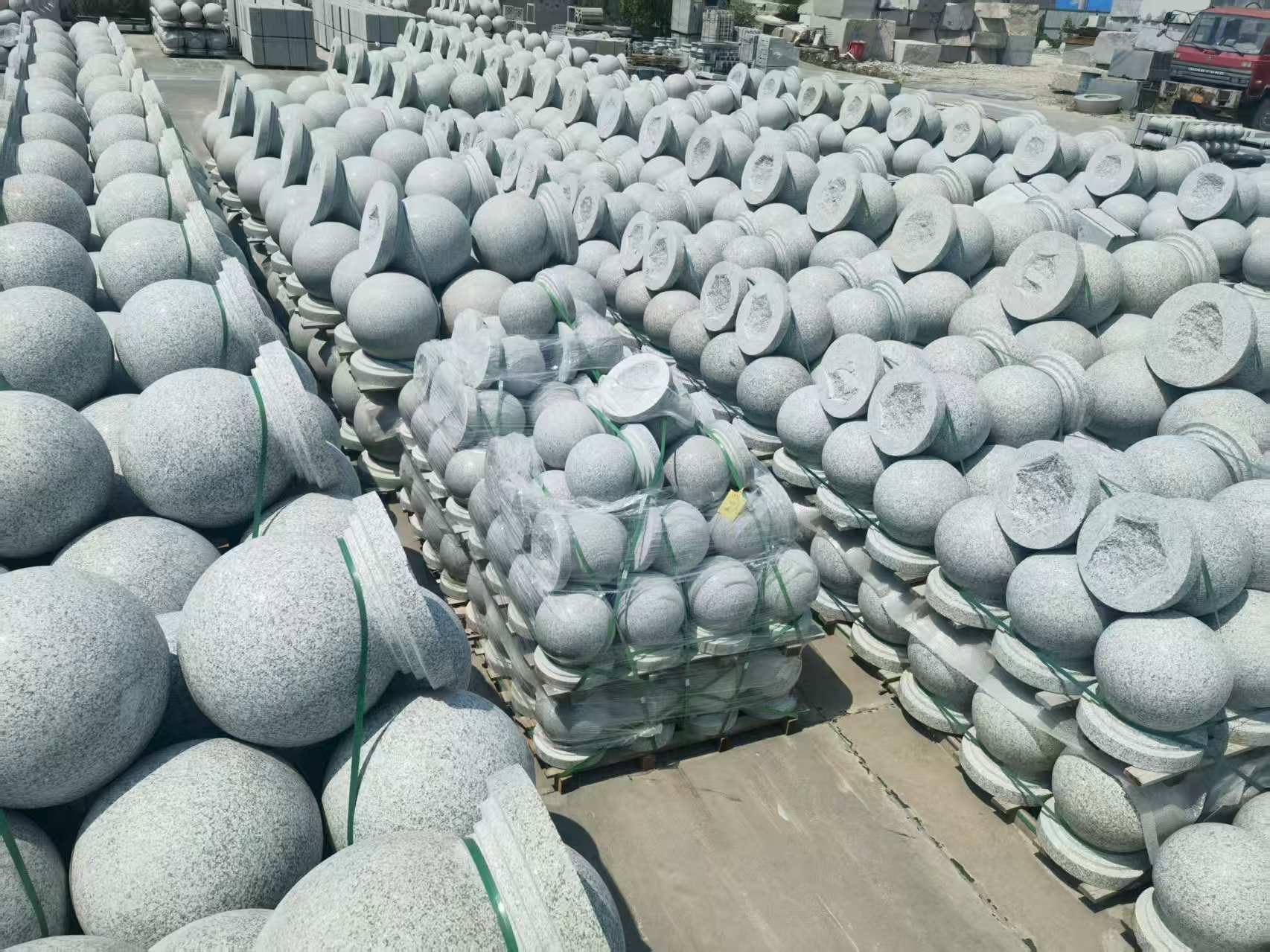 鸡西 花岗岩实心圆球，石球，挡车球，挡车石，车止石，路障石。