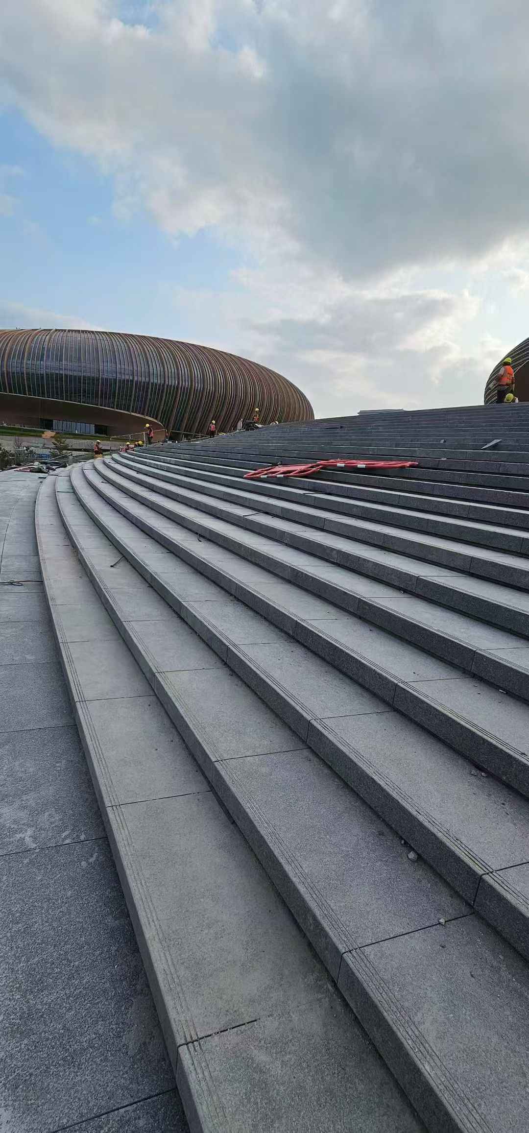 鸡西 弧形整石台阶铺装效果图