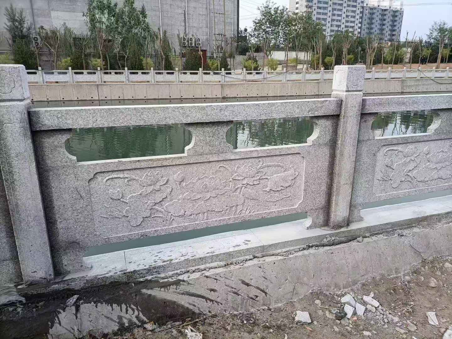 鸡西 芙蓉白大花桥梁、河道，石材栏杆、围栏、护栏